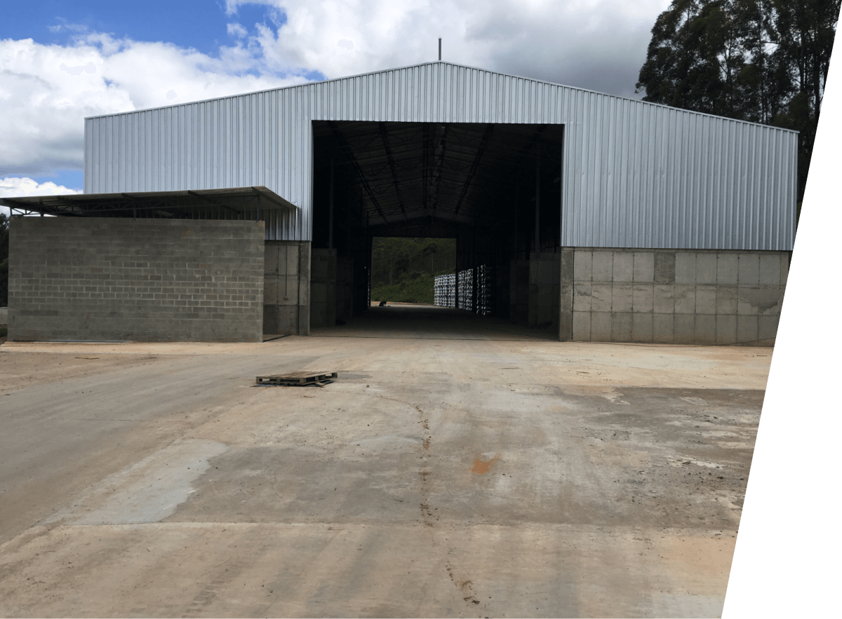 Baias de matéria-prima 3 - Poços de Caldas(MG) - 2017