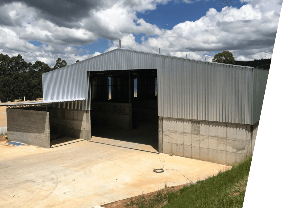 Baias de matéria-prima 1 - Poços de Caldas(MG) - 2017